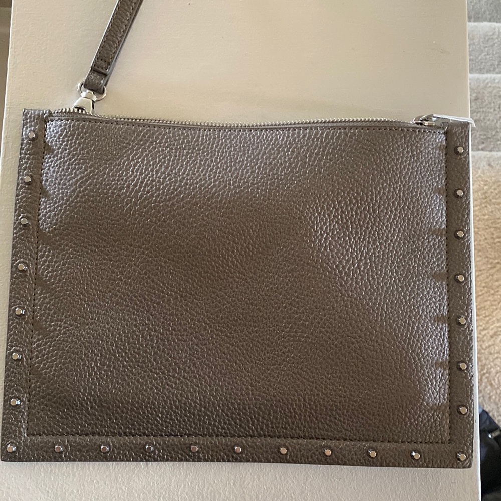 White House Black market clutch